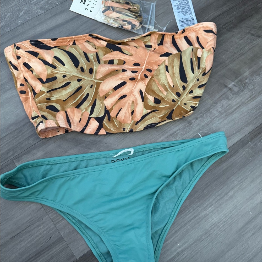 Billabong women’s teal  Tropical Bikini Set